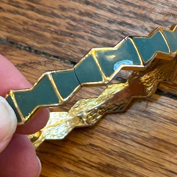 Lanvin Gold Tone Enamel Zig Zag Bracelet - Picture 8 of 8